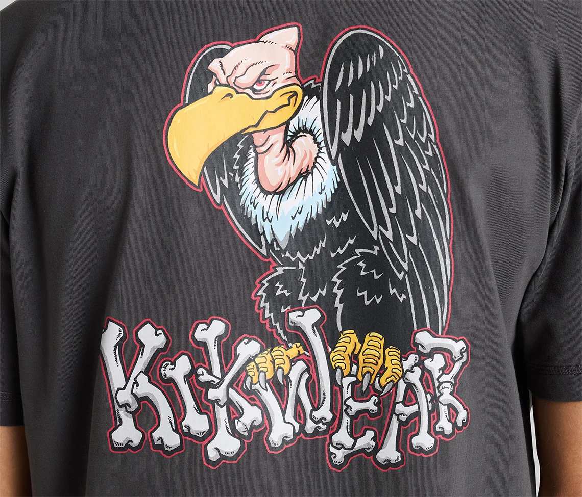VULTURE REVERSE NECK GRAPHIC TEE - CHARCOAL - Image 5
