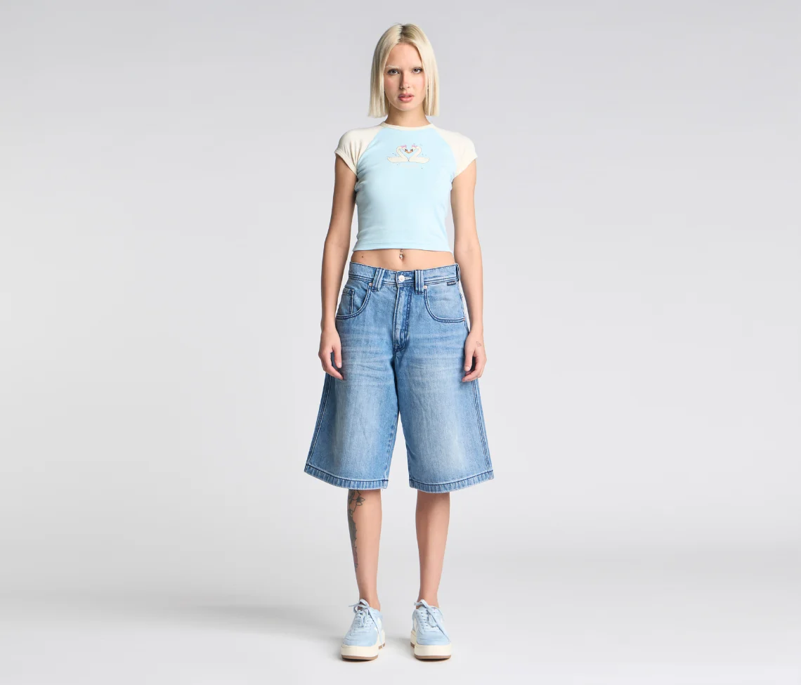 W SUPREME GRAFFITI JORT 15" 90s MEDIUM WASH - Image 2
